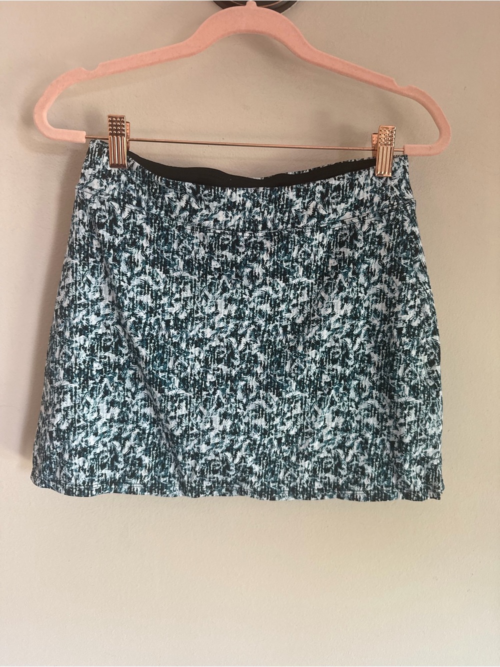 Tranquility by Colorado Clothing Teal White Abstract Print Athletic Skort XS